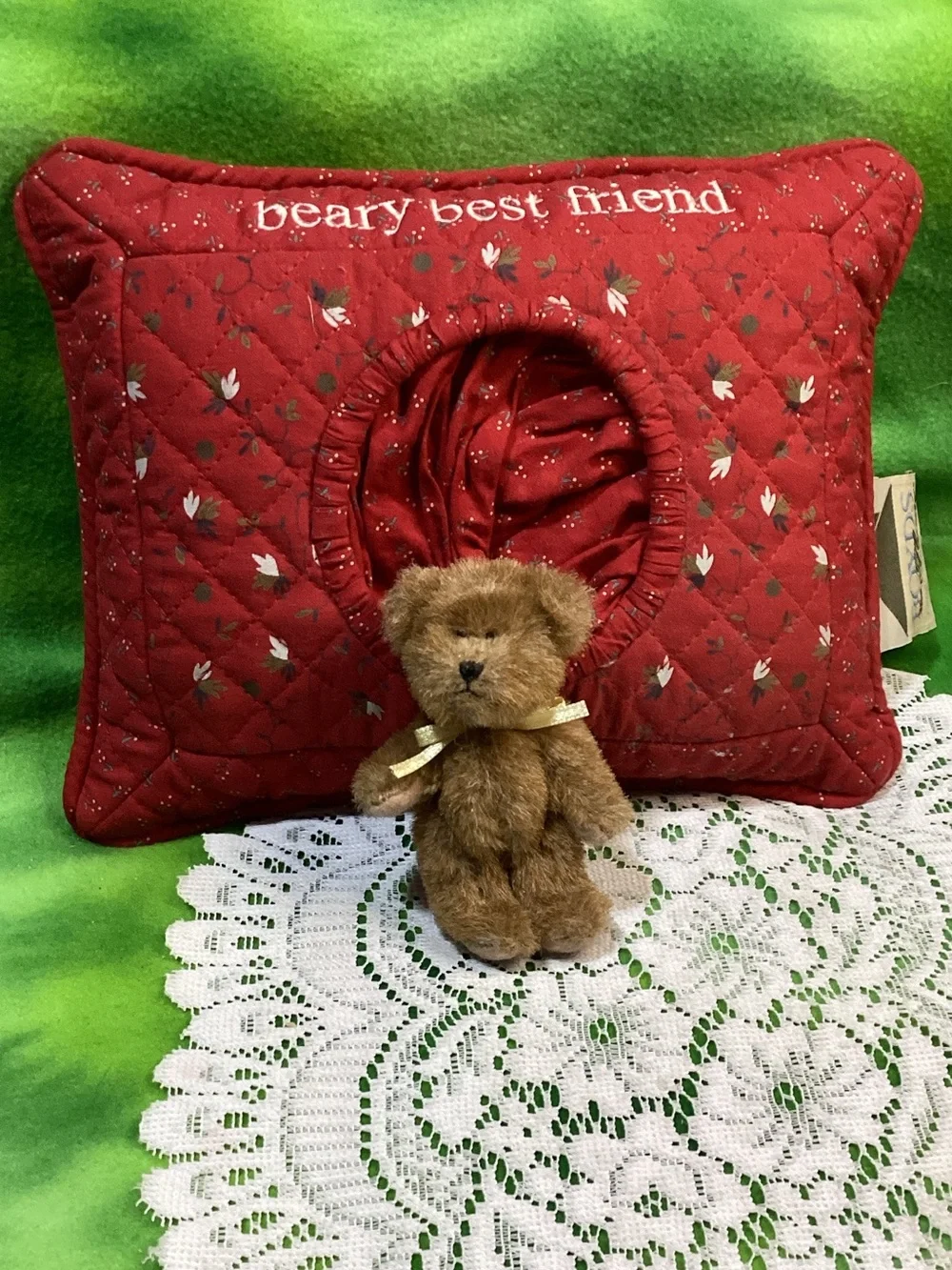 Boyds Home Bears Red Quilted 'Beary Best Friend' Pillow with Plush Teddy 2004
